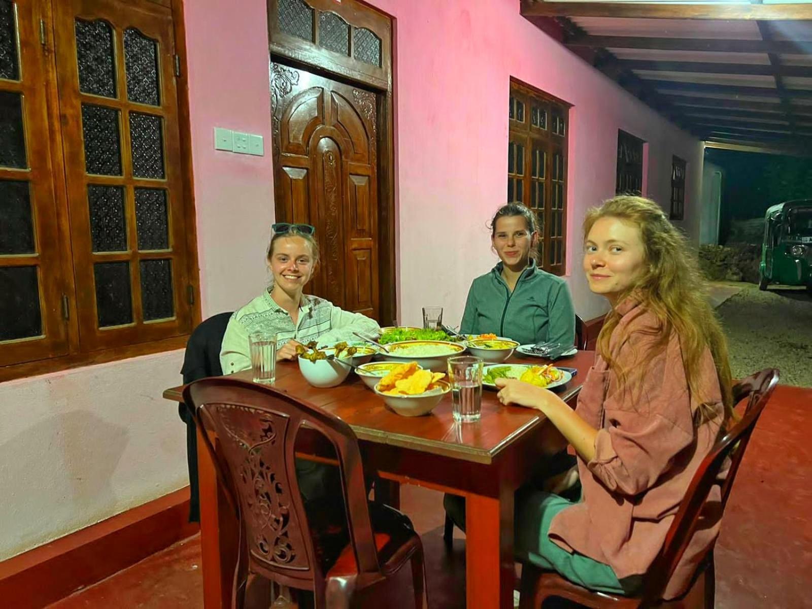 Nine Arch Homestay Ella Exterior foto